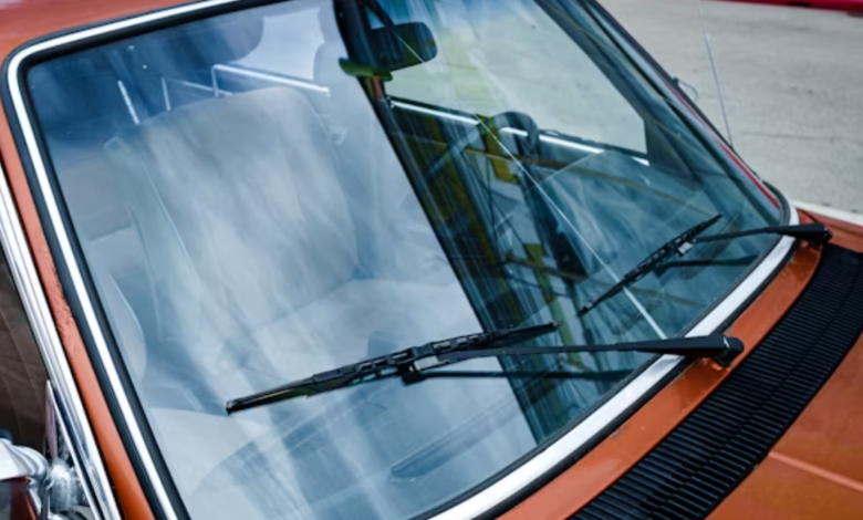 Crystal Clear Convenience: Reasons to Call for Mobile Windshield Replacement